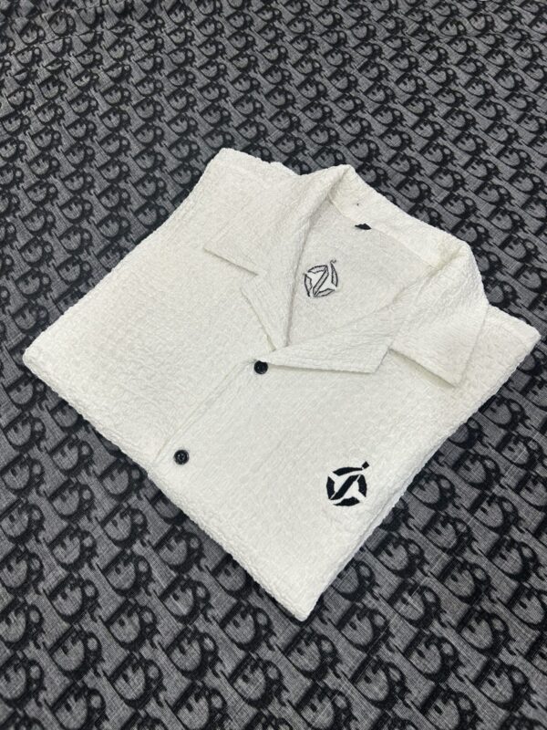 White Bubble Coat Collar Shirt